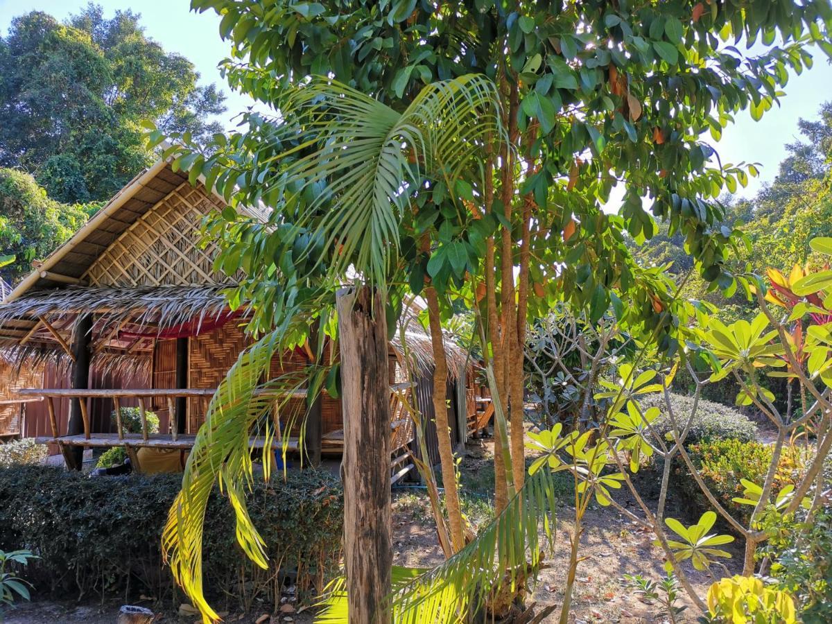 Phuhaya Bamboo Bungalows Koh Lanta Luaran gambar